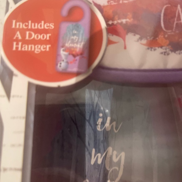 Disney Frozen II Sleep Set - Picture 3 of 4